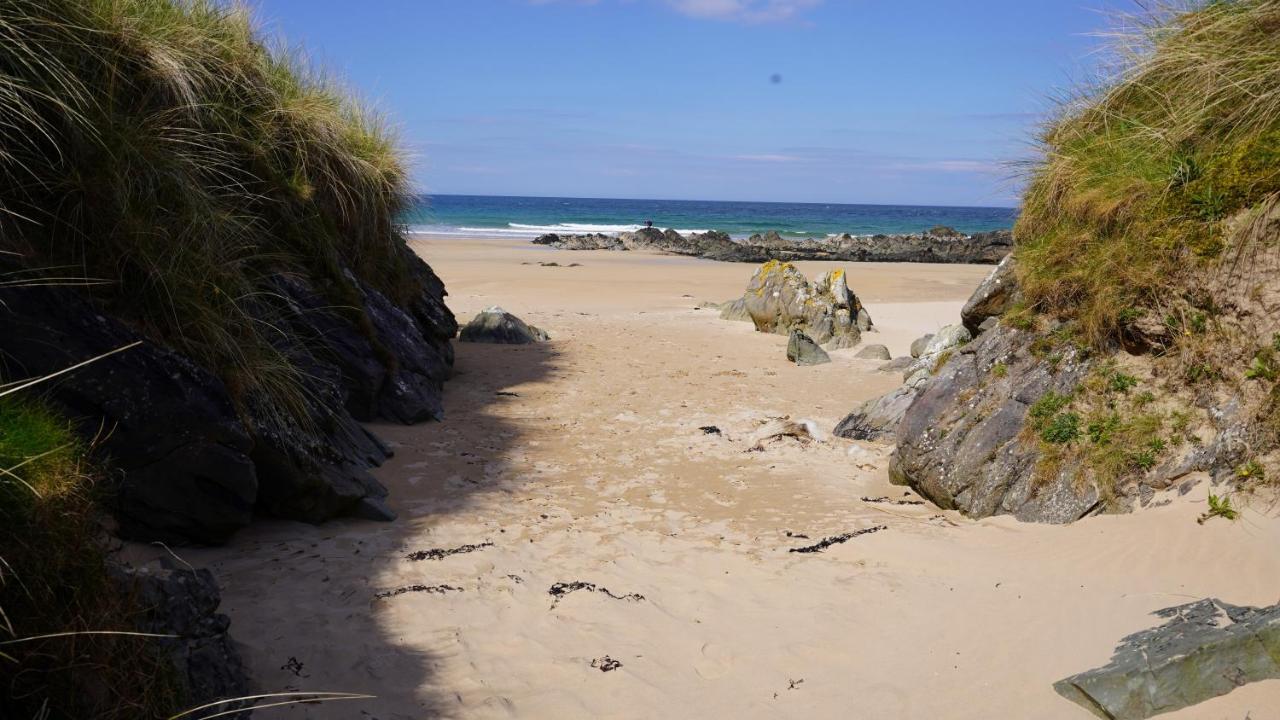 Secluded Thatched Cottage, Near Beaches & Hill Walking Rashenny Extérieur photo